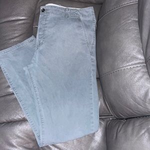 Mens Levis  pants Good condition. Please see photos. Size W36 32L . Great buy!